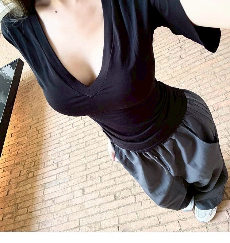 25Jul. 黑繃帶面膜V領收腰上衣