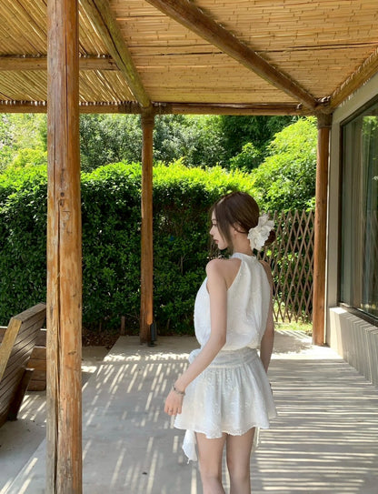 Jun. 潔白玉蘭 削肩掛脖收腰小白花連身裙