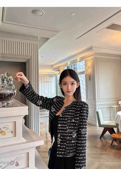 25Dec. 貝夢德memory手工山茶花刺繡粗呢外套 黑