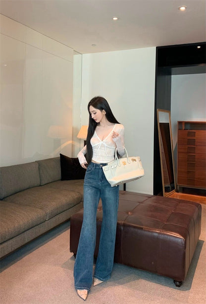 Feb. 氣質御用 性感純欲蕾絲V領修身上衣 杏