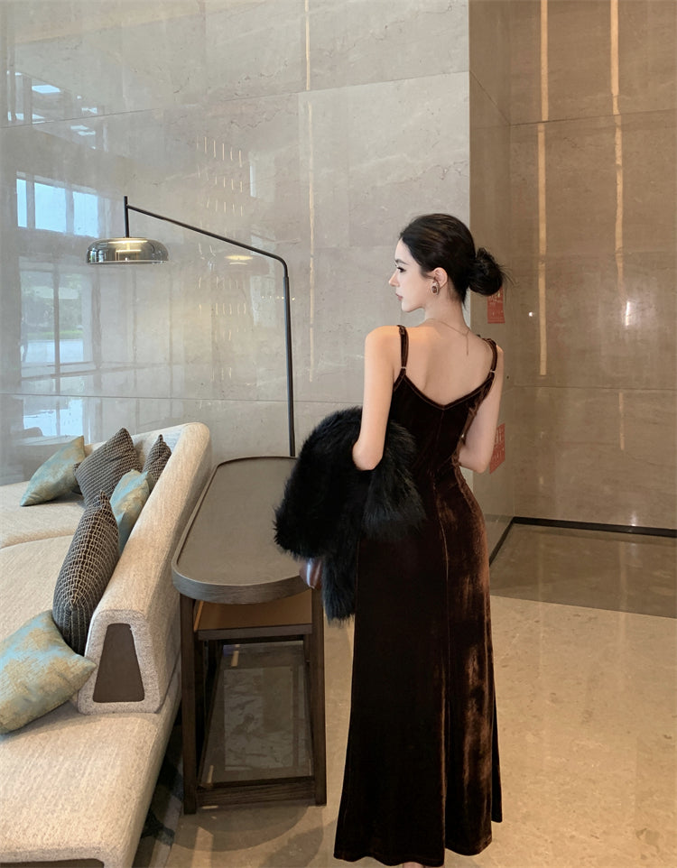 25Oct. 性感港女 V領性感細肩修身連身裙 咖