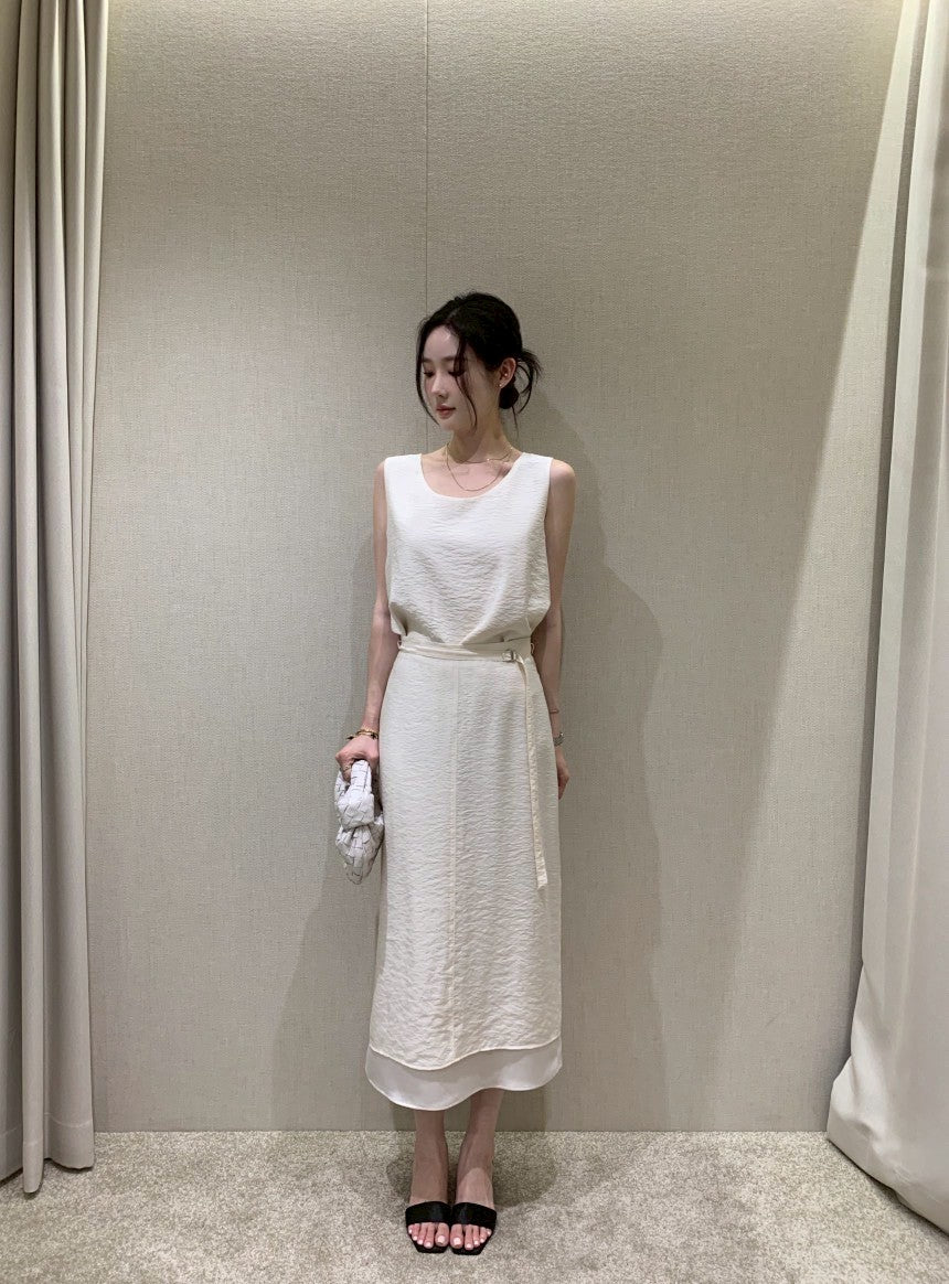 25Aug. 溫柔chic圓領背心半身裙套裝 米白/黑