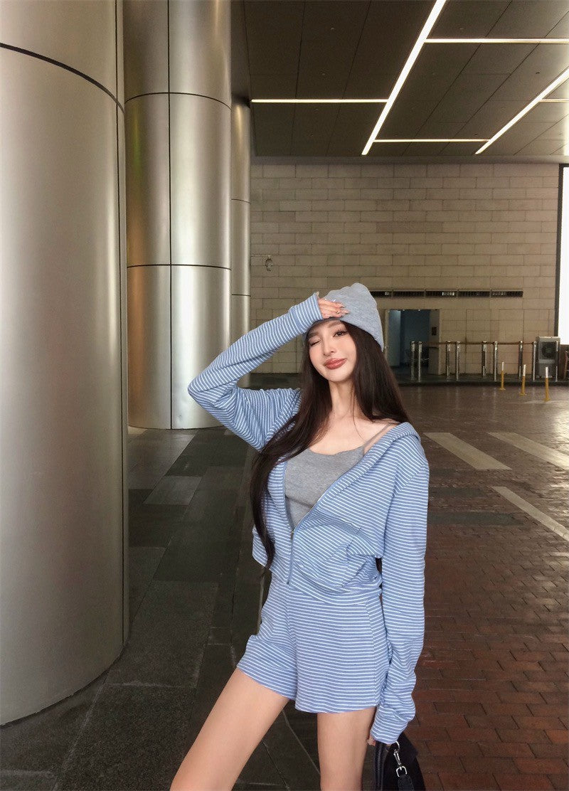 May. 韓女休閒 通勤橫條紋連帽外套 長短款休閒褲 藍