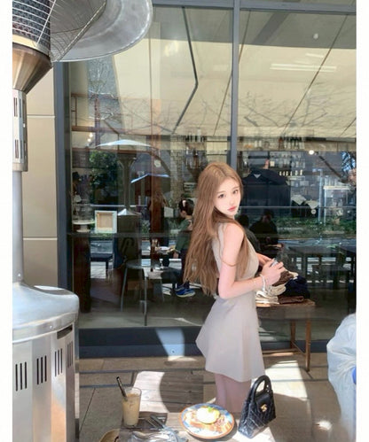 Jun. 眼淚女王同款 氣質收腰簡約小短裙 奶茶