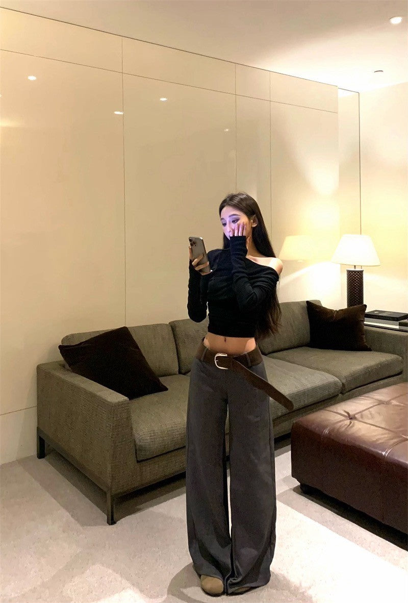 Mar. 優雅法則 斜領抓皺細腰彈力針織上衣 白/黑