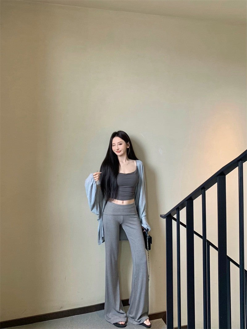 25Aug. 簡約搭鬆弛感一套選 灰色系