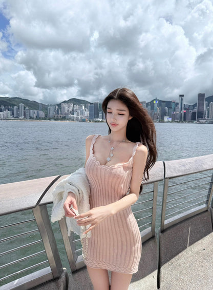 25Dec. 日常美女感V領鉤花粉色坑條針織連身套裝