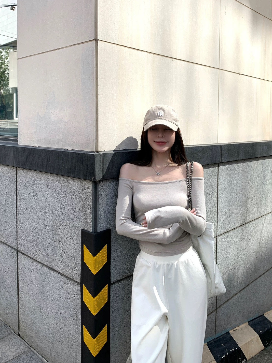 25Nov. 美肩擔當 修身純色百搭上衣3色