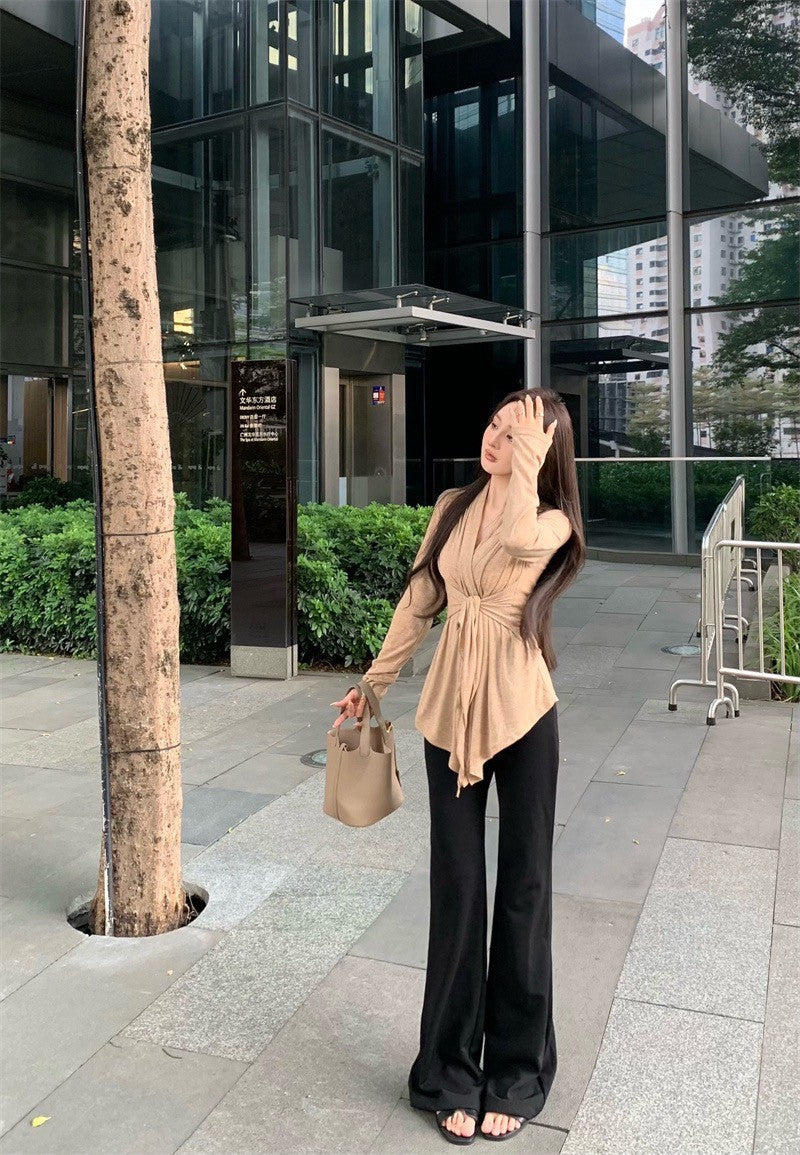 May. 氣質疊領綁帶長袖開衫 杏 高腰微喇叭黑色休閒褲