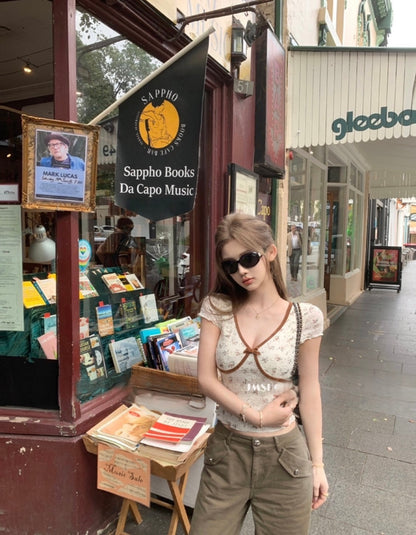 Mar. 百利甜心 復古撞色碎花V領上衣 可可梗