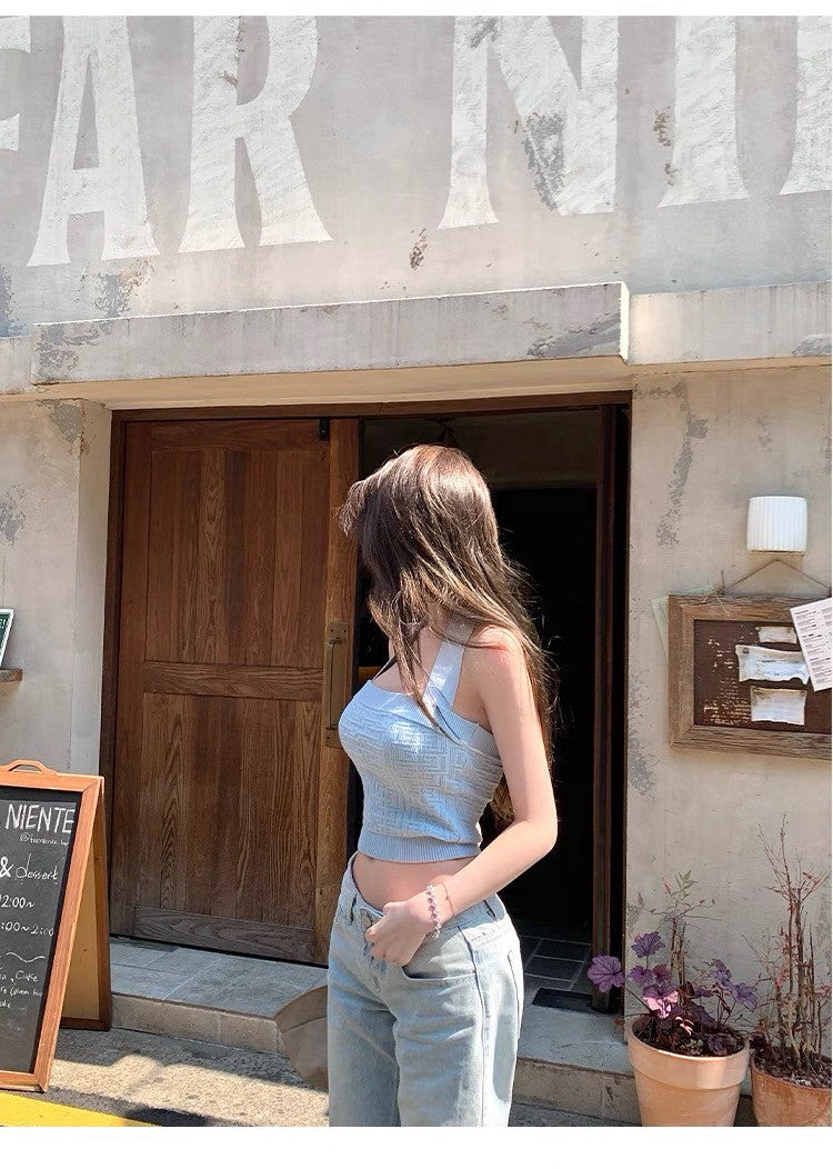 Jun. 藍霧水藍幾何印花掛脖針織背心