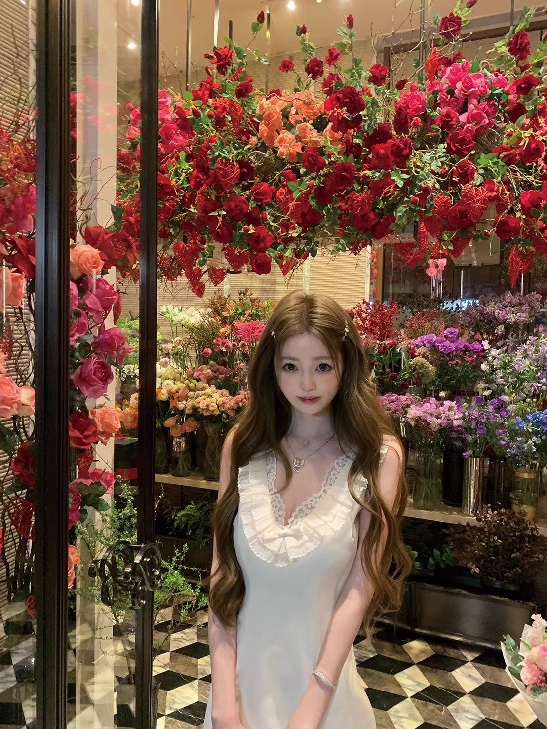 26May. 韓女idol 皺摺V領蕾絲收腰連身裙 櫻花粉/杏仁白