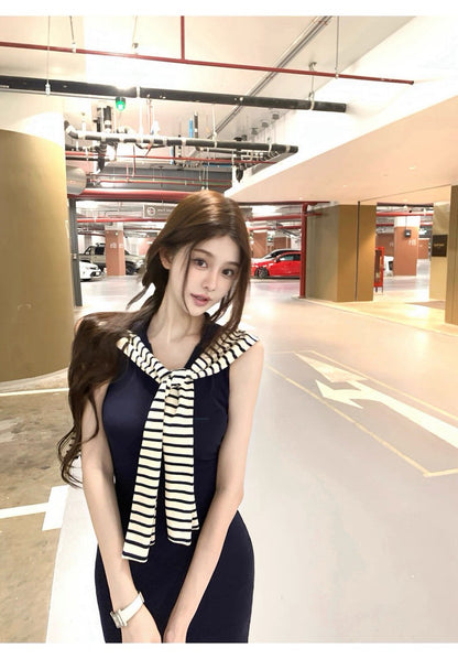 25Oct. 網球少女彈力連帽包臀裙 配披肩