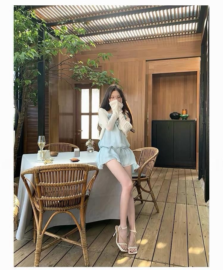 26Jul. 天鵝湖萦麻花辮純慾垂感連身裙 藍