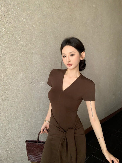 25Aug. 一件式穿不膩繫帶V領短袖連身長裙 藏藍/咖