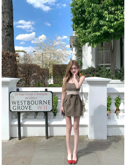 Jun. 復古畫報 格紋方領蕾絲收腰小洋裝