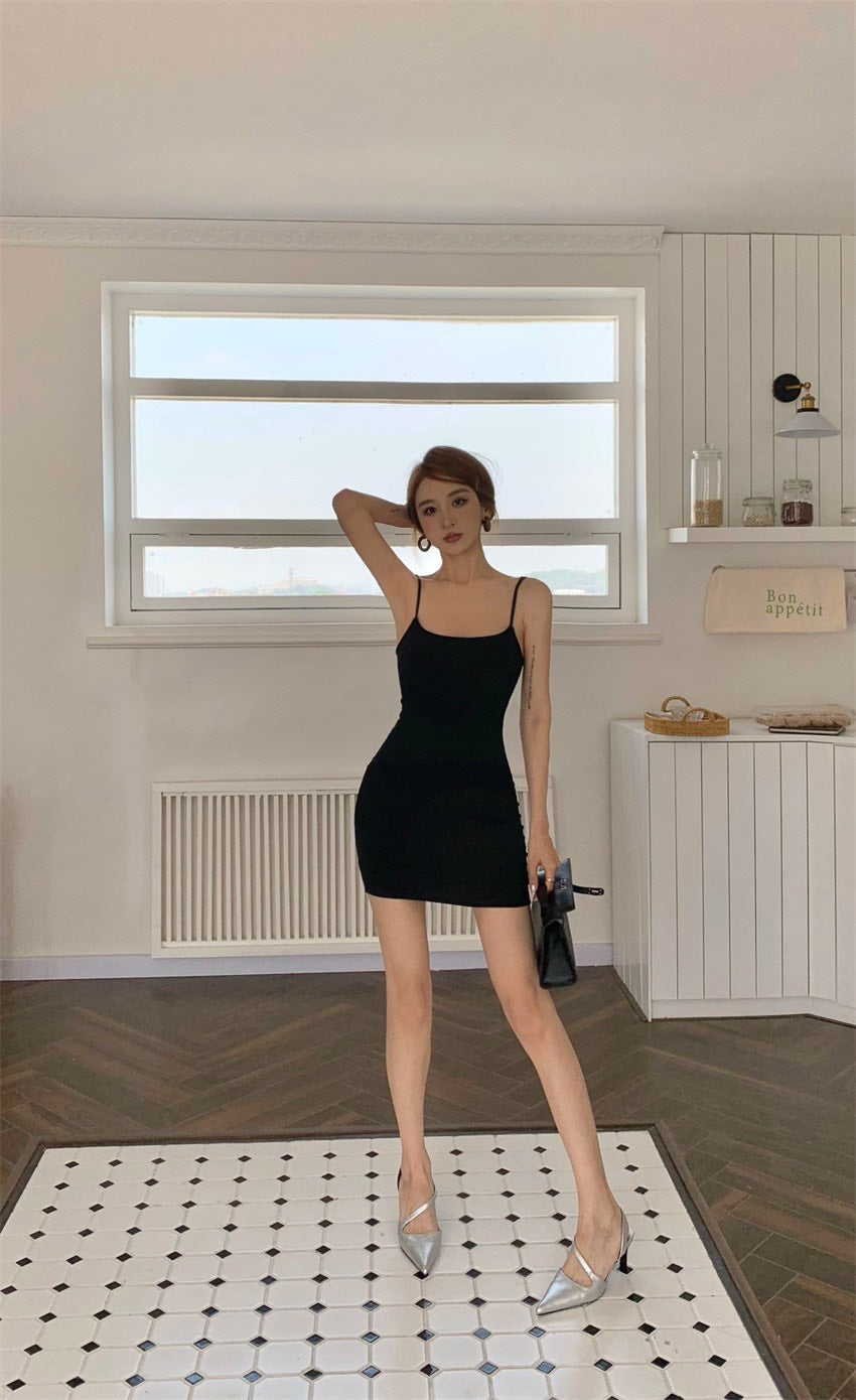 Jun. 夏款可調肩卡戴珊超模裙 藍/黑