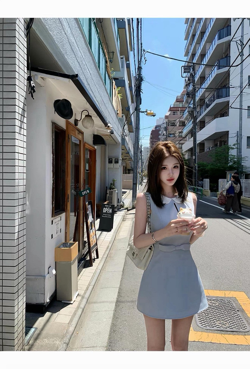 26Jul. 溫沙小姐TR斜紋收腰娃娃領背心裙 杏/藍
