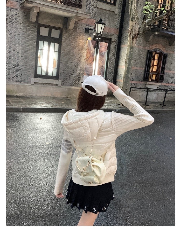 Dec. 擁抱暖冬 TB針織拼接90白鴨絨連帽外套 白