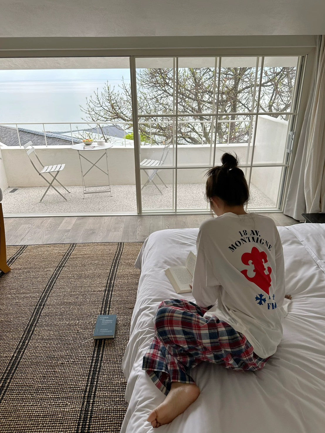 26May. 寬鬆慵懶克羅印花空調長袖上衣 白