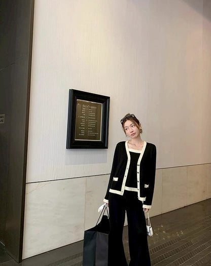 25Sep. 25a小香黑白撞色長款外套