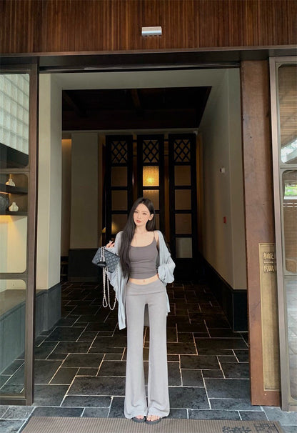 25Aug. 簡約搭鬆弛感一套選 灰色系