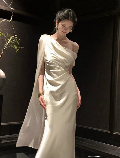 26Jul. 法式高級感單側飄帶緞面禮服