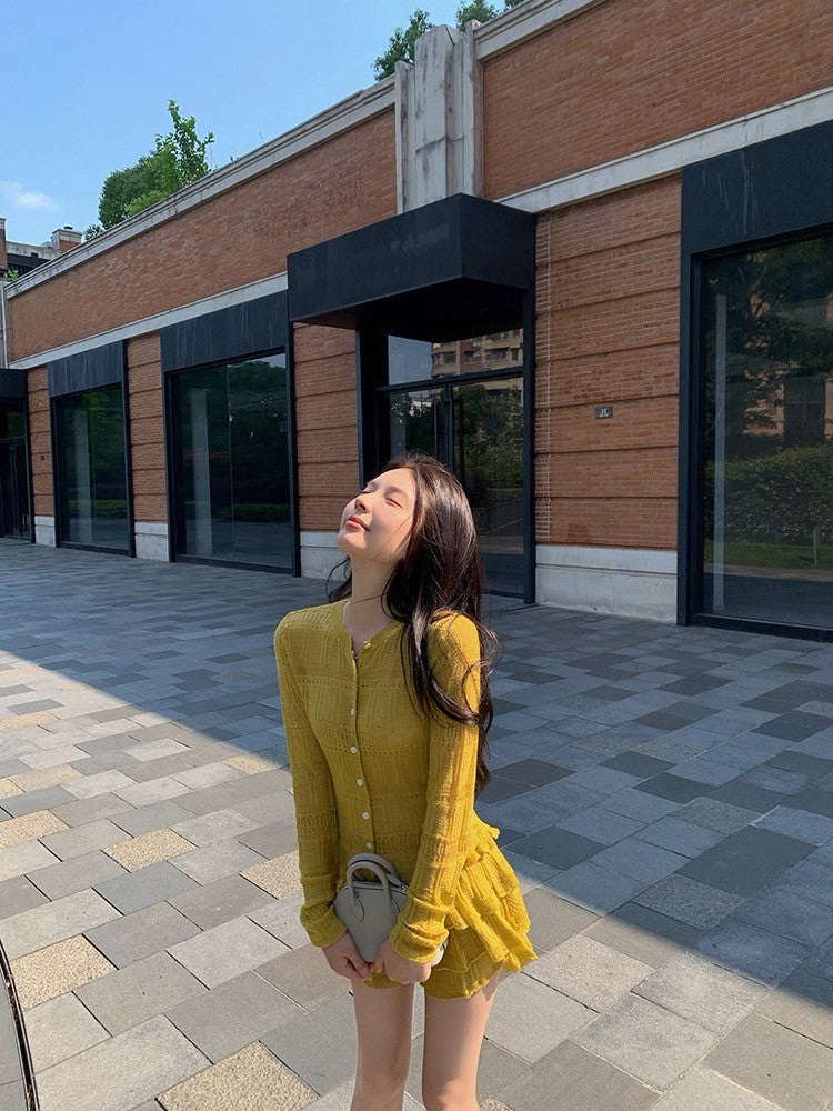 25Sep. 陽光檸檬俏皮針織襯外半身裙套裝