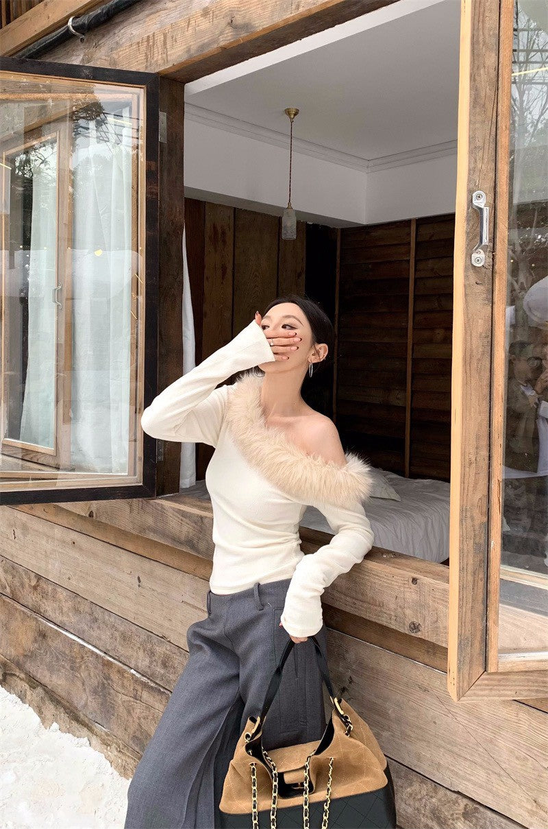 26Jan. 香肩反叛一字領毛毛長袖上衣 杏