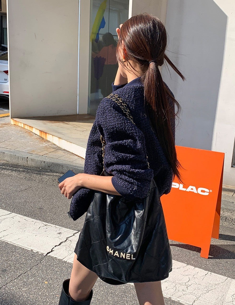 Aug. 經典粗呢編織亮片細粉棒球外套 藏青