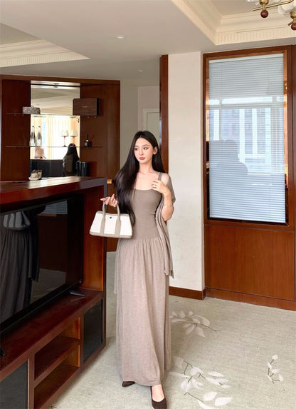 25Nov. 漫舞華爾滋 氣質針織U領連身裙披肩套裝 咖杏/灰
