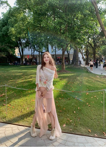 25Aug. 休閒透棉薄料金珍妮同款斜肩上衣