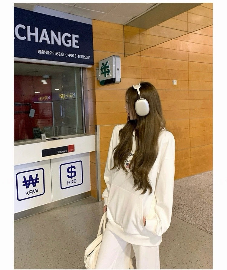 25Nov. 留美Clean outfit寬鬆連帽印花口袋衛衣 白