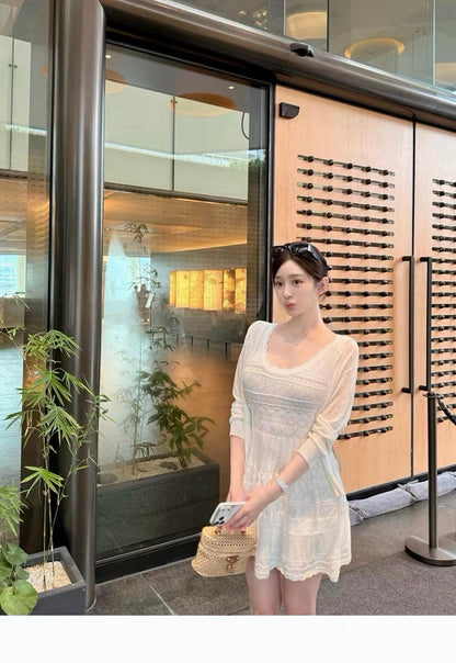 26Sep. 許願池少女 U領波浪花針織連身裙 白