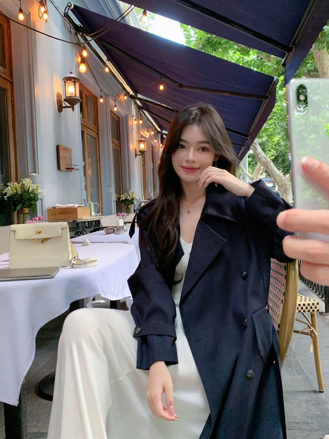 26Jan. 都市麗人智性美藏青色廓形風衣外套