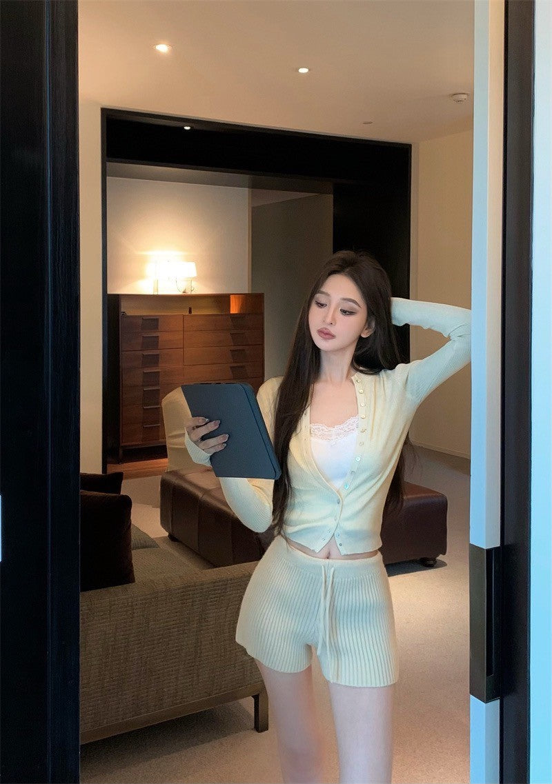 25Jul. 奶油居家 鈕扣針織開衫 針織短褲