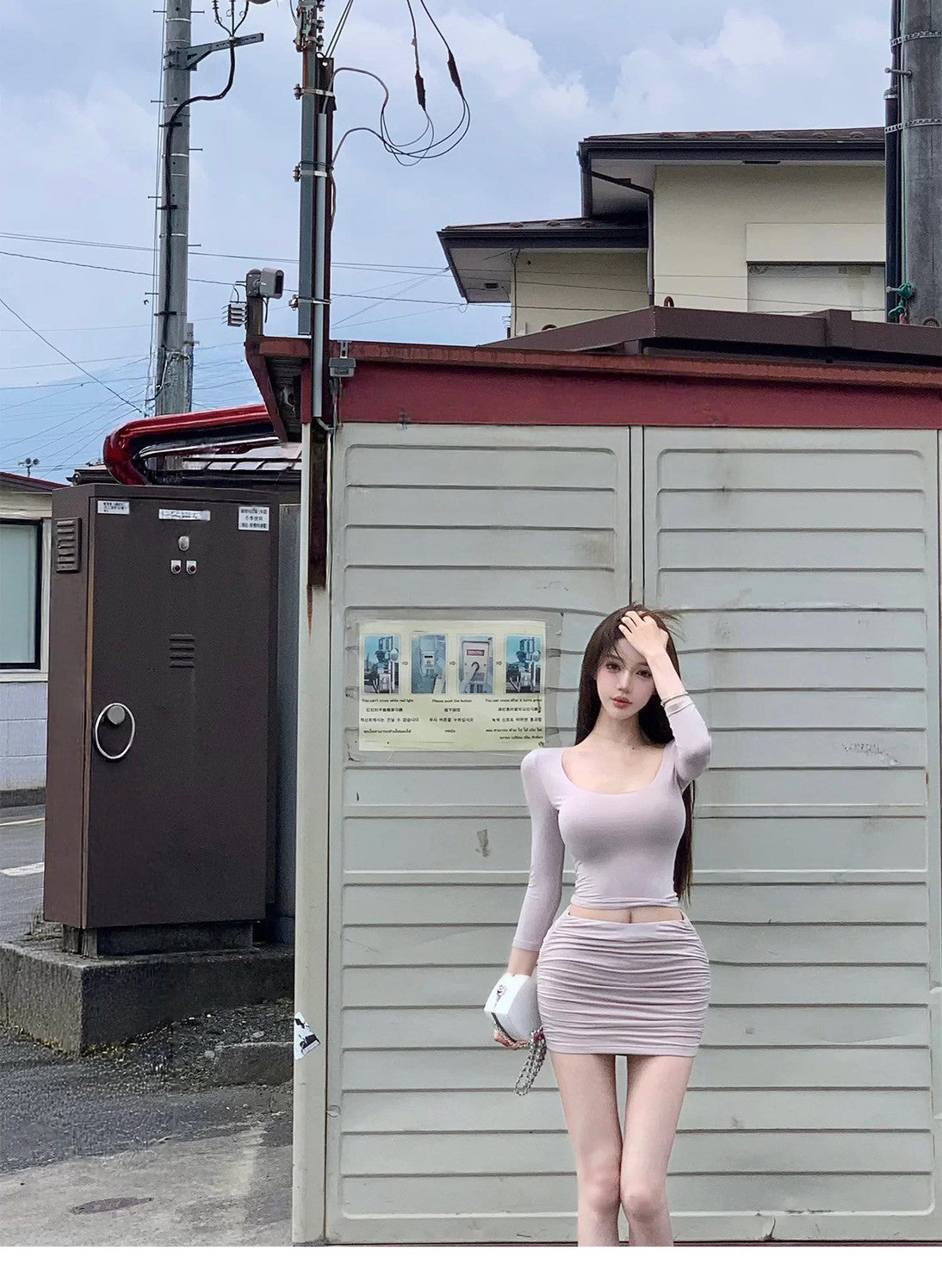 26Jun. 韓女好身材柔軟大U領褶皺套裝 灰