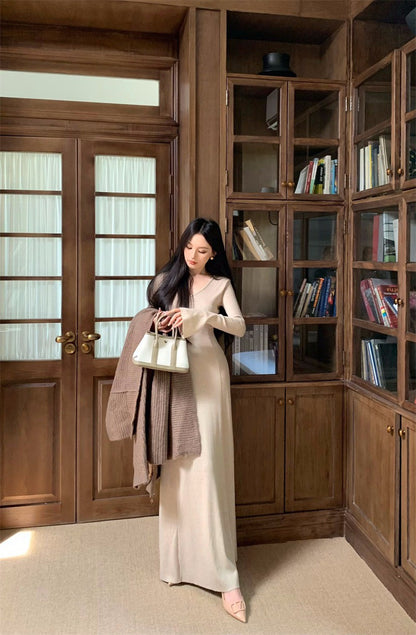 25Dec. 冬日氛圍基礎百搭針織收腰花瓣裙2色 大女主翻領外套 長版系列