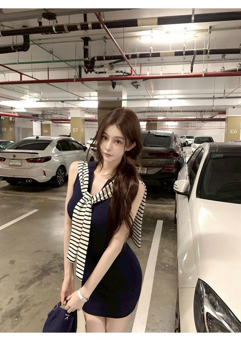 25Oct. 網球少女彈力連帽包臀裙 配披肩