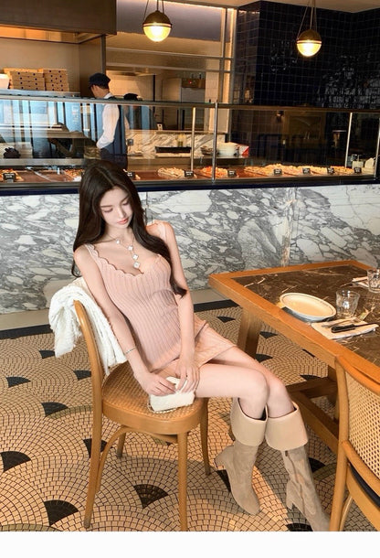 25Dec. 日常美女感V領鉤花粉色坑條針織連身套裝