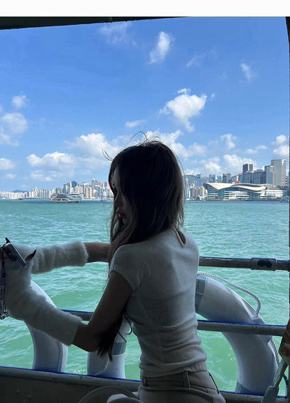 25Dec. 天菜女友嗲欲圓領直肩針織上衣（附手袖）白/黑