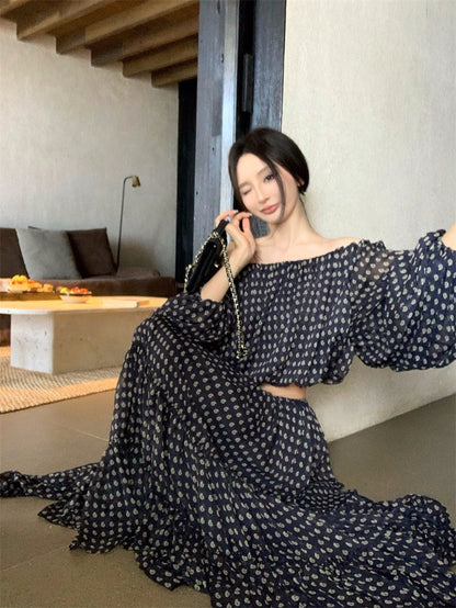 25Nov. ❤️心波點wings公主復古泡泡一字領半身裙套裝 白/黑