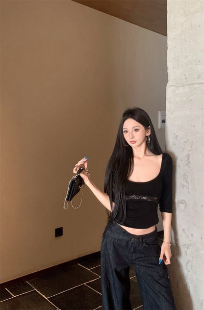 26Jun. 少女分割 蕾絲純慾拼接U領上衣 奶杏/黑