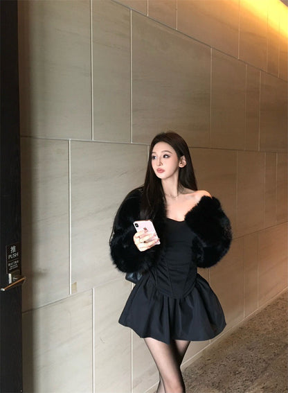 25Jul. 高冷御姐 黑色魚骨抹胸 花苞半身裙 黑