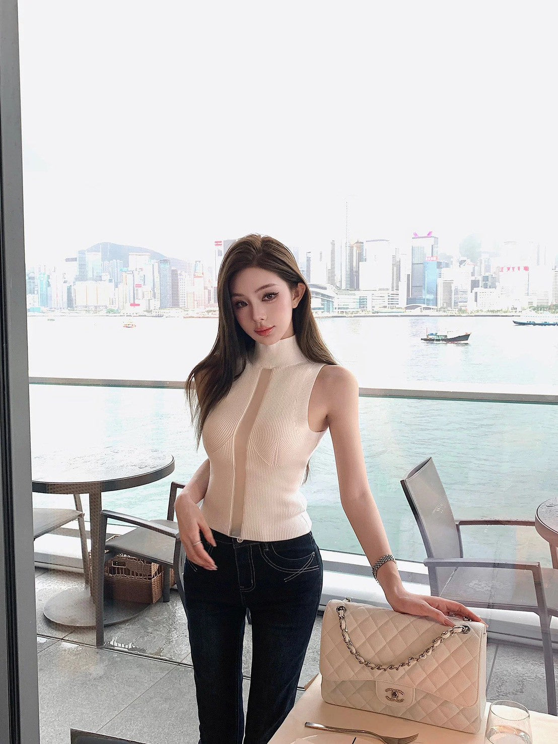 26Jun. 高領性感縷空網紗針織背心 白/黑
