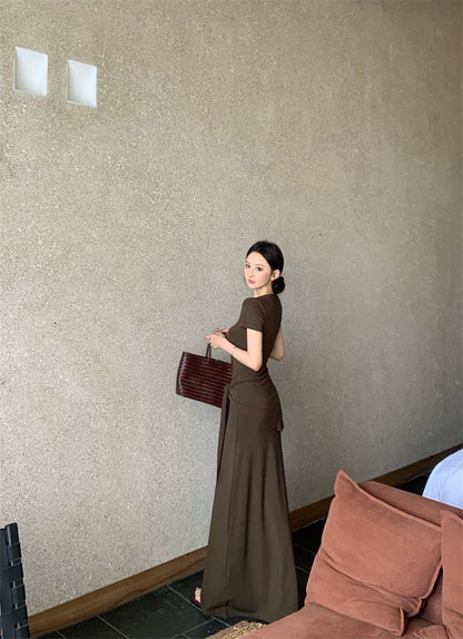 25Aug. 一件式穿不膩繫帶V領短袖連身長裙 藏藍/咖