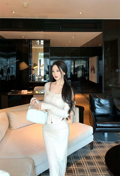 25Nov. 溫柔許妍氛圍休閒半身長裙套裝