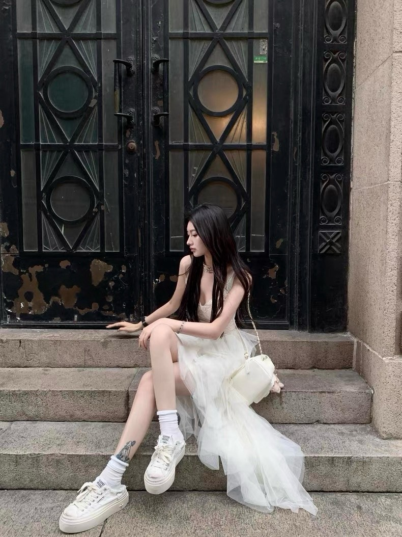 25Oct. 派對尤物 輕奢多層網紗拼接泡泡連身裙 白/黑