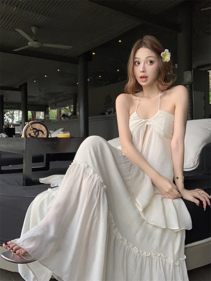 25Oct. 浪漫氛圍 慵懶顯瘦掛脖上衣半身裙套裝