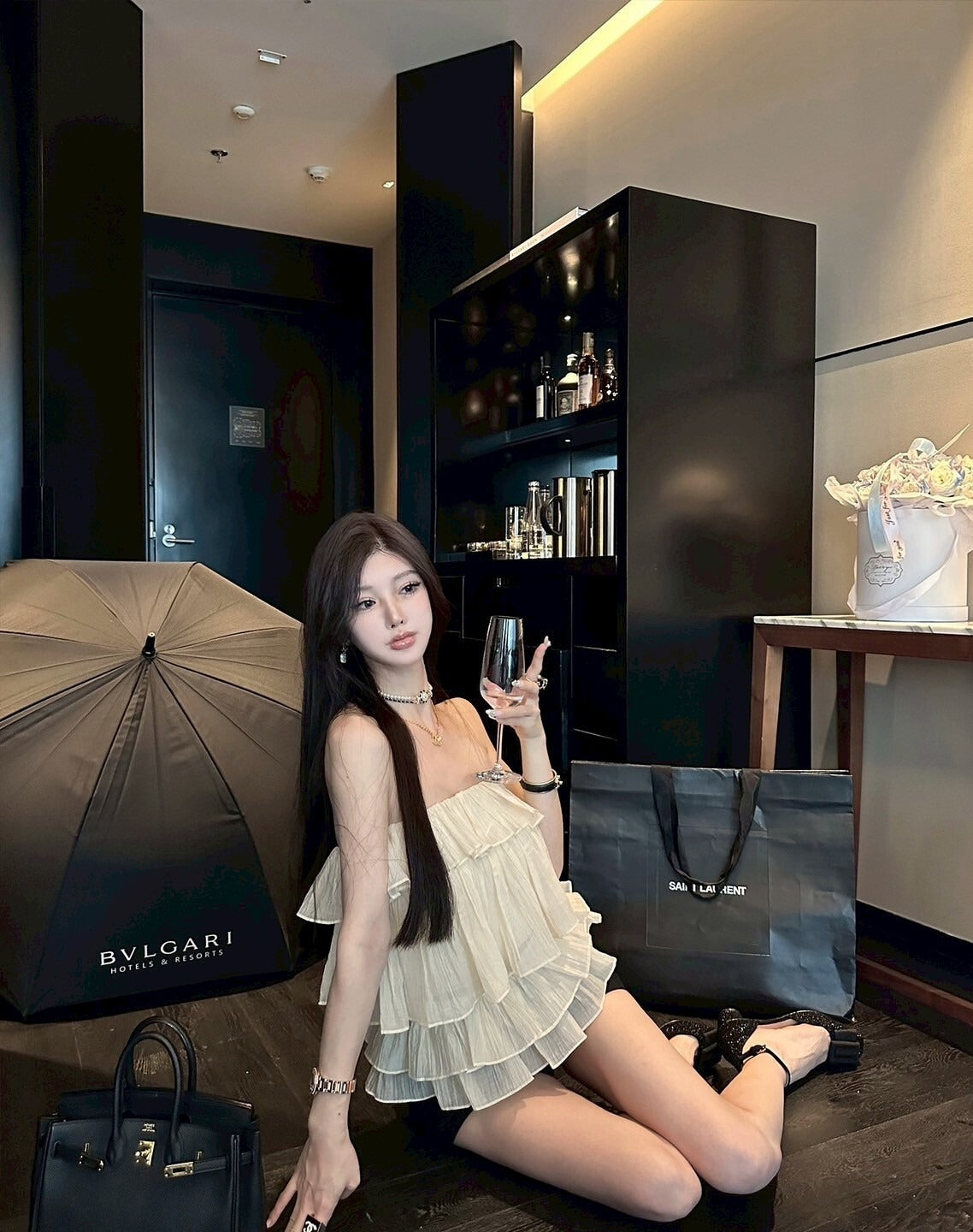 25Oct. Top 玫瑰漫野荷葉抹胸上衣蛋糕裙套裝